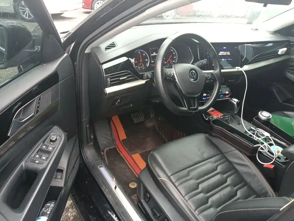 Volkswagen 帕萨特插电混动 — миниатюра 17