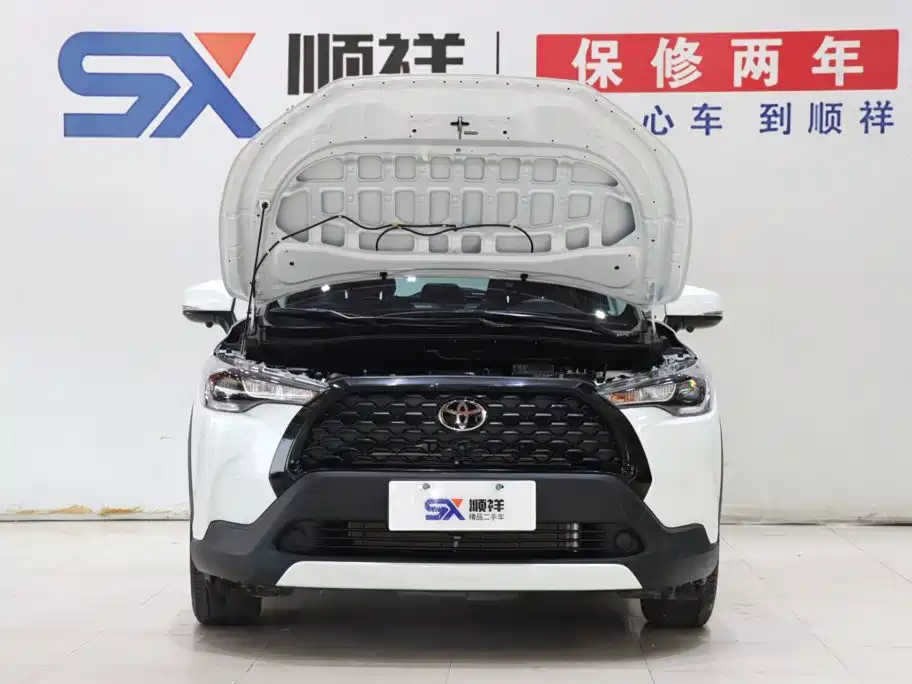 Toyota Corolla Cross — миниатюра 18