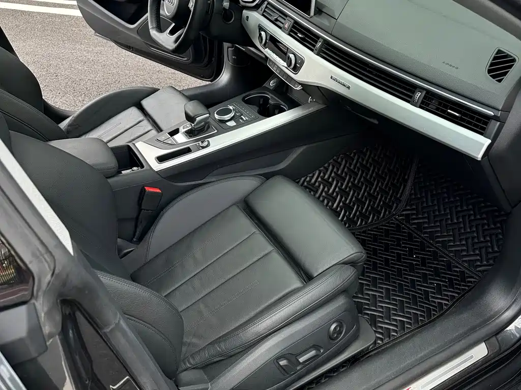 Audi A5 (Import) — миниатюра 28