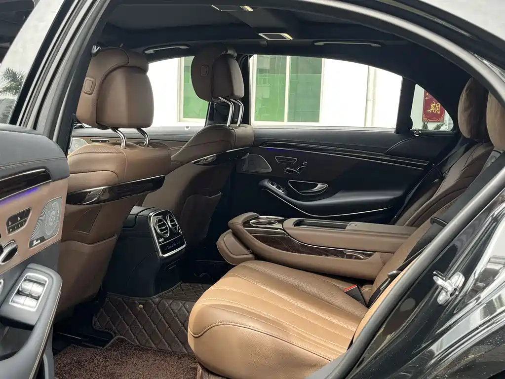 Mercedes-Benz S-Class — миниатюра 6