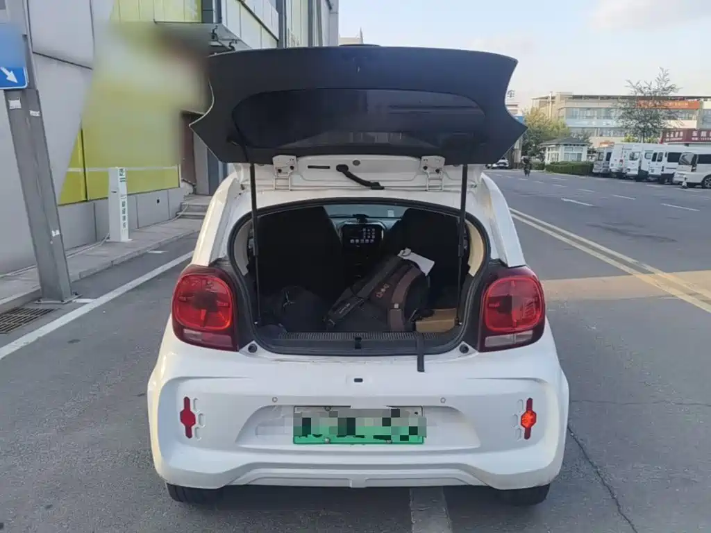 Roewe Clever — миниатюра 19