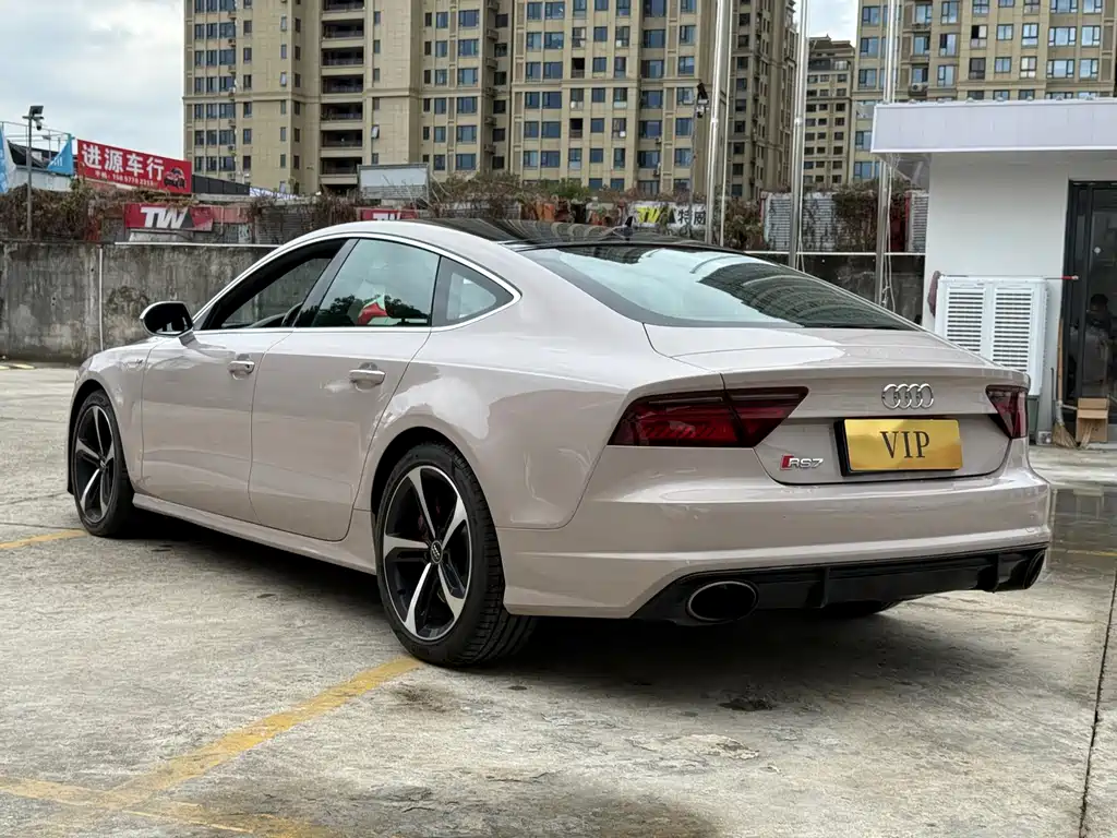 AUDI A7