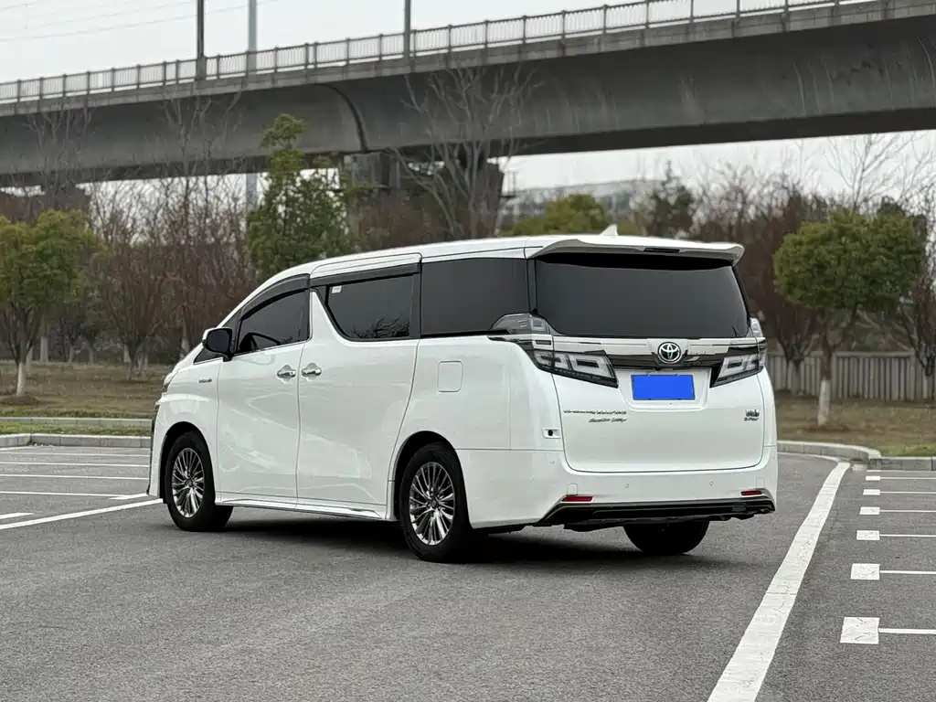 TOYOTA WILFA