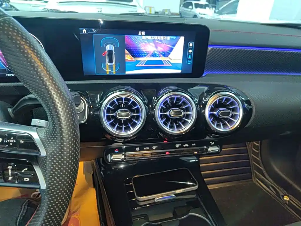 Mercedes-Benz A-Class 2023 — фото 12