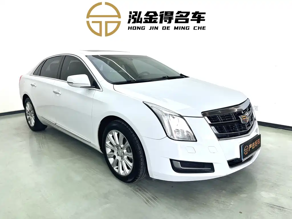 CADILLAC XTS