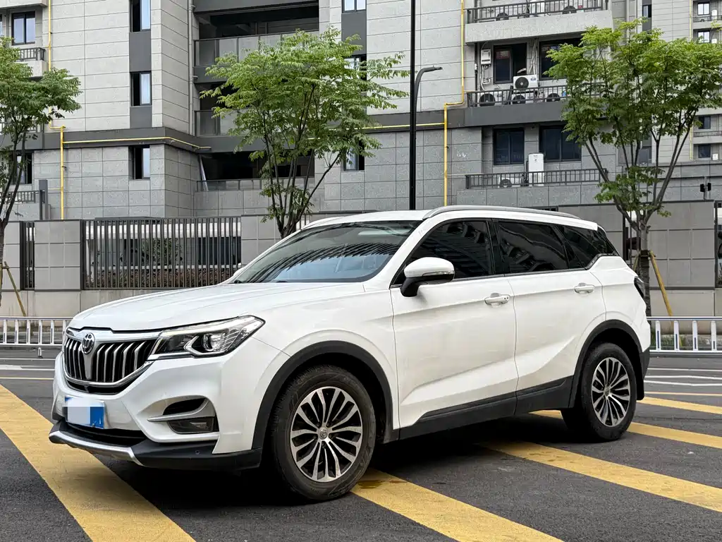 Купить Zhonghua V6