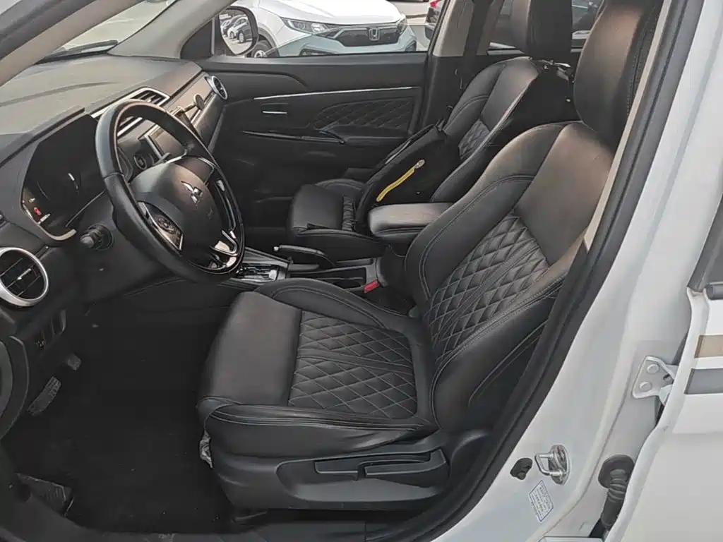 Mitsubishi ASX — миниатюра 15