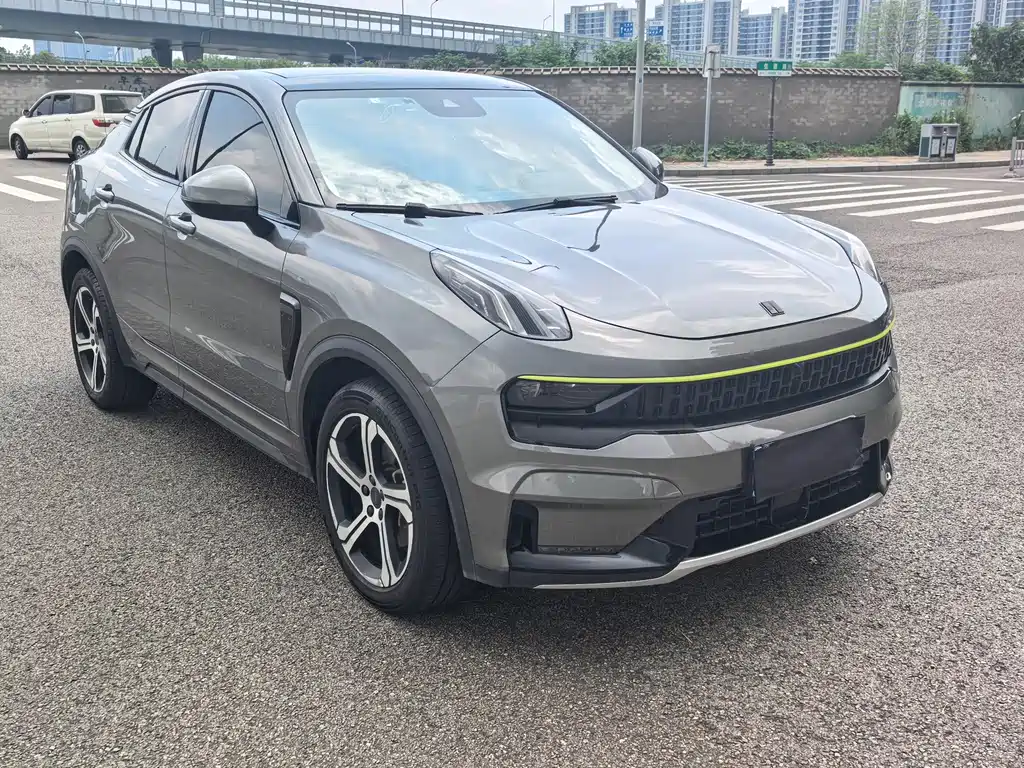 Lynk & Co 05 — миниатюра 3