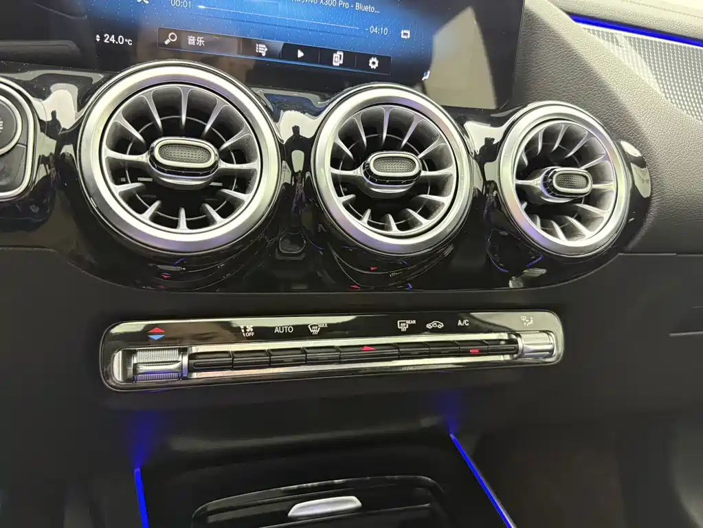 Mercedes-Benz GLA 2022 — фото 19