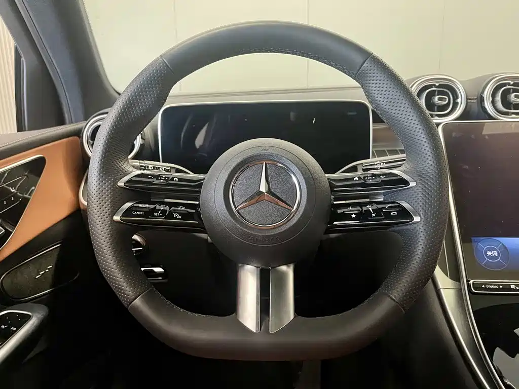 Mercedes-Benz GLC — миниатюра 14