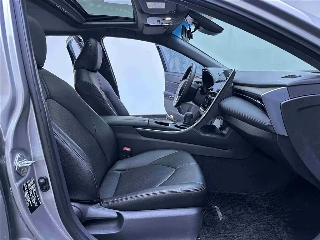 Toyota Avalon 2019 2.0L VI