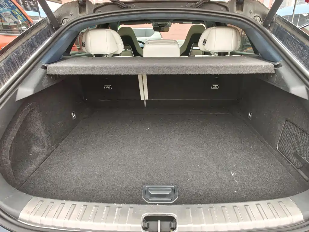 ZEEKR EXTREME KRYPTON 001