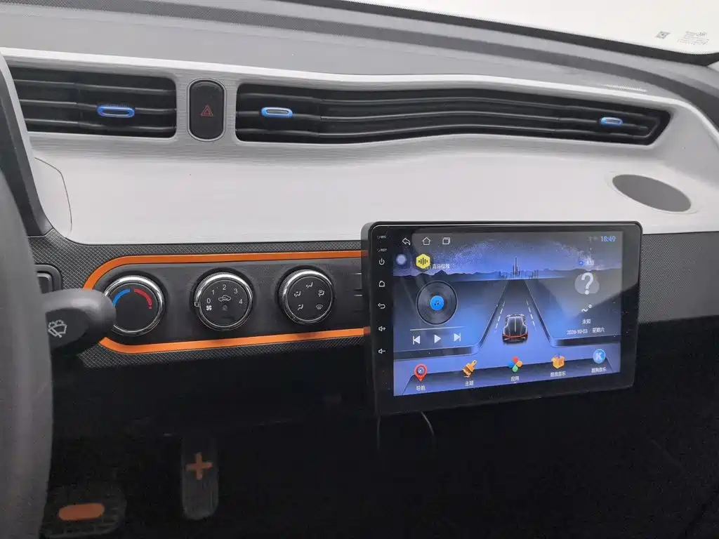 Wuling MINIEV — миниатюра 12