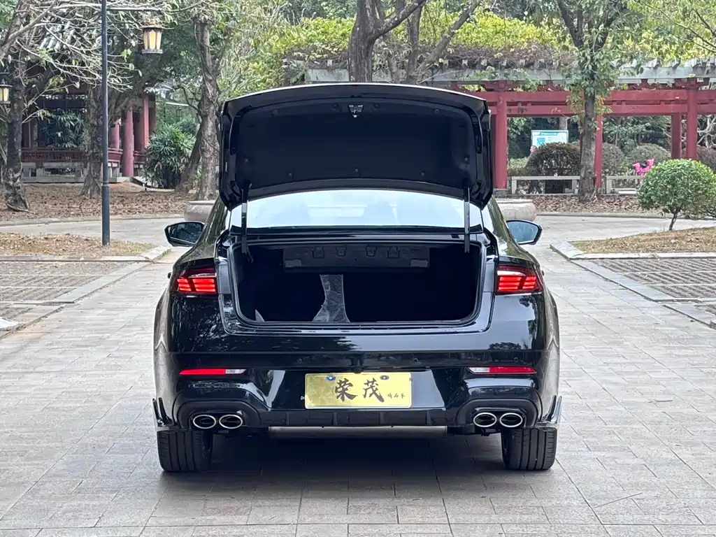 GEELY AUTOMOBILE XINGRUI