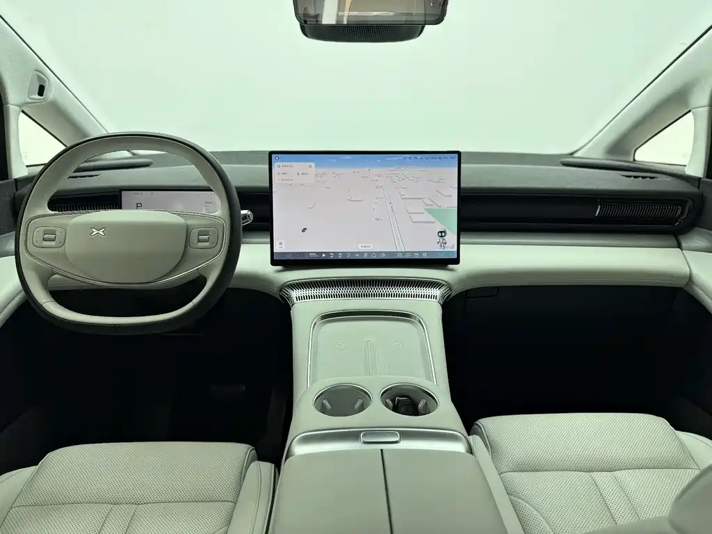 XPeng X9 — миниатюра 7