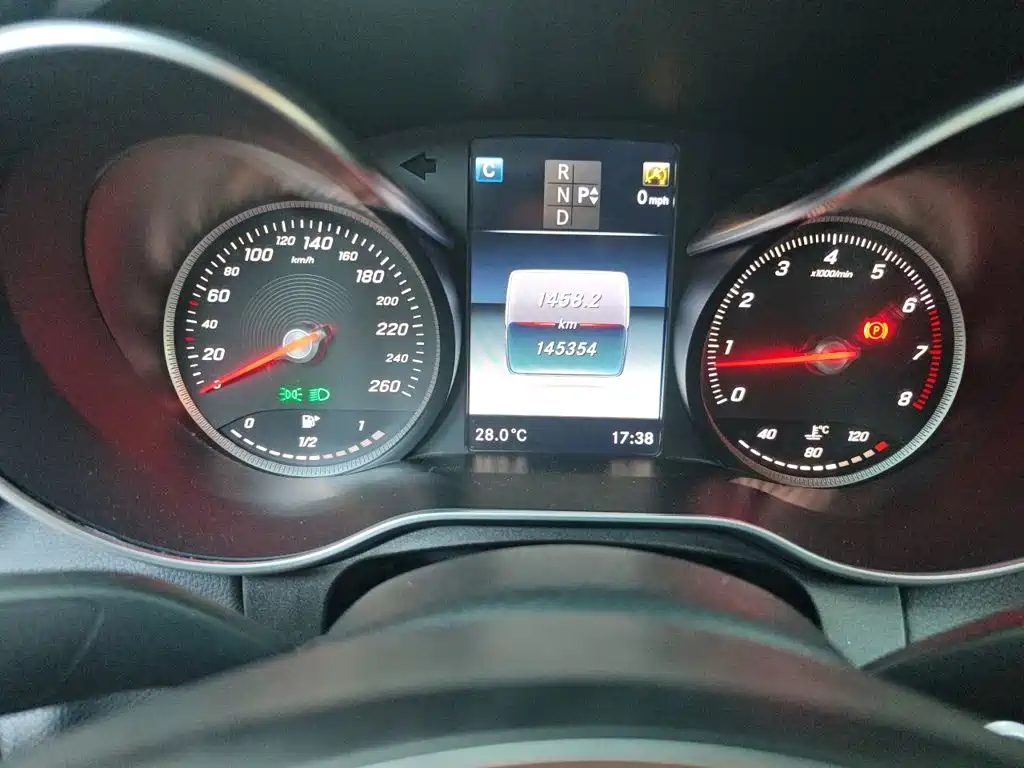 Mercedes-Benz C-Class — миниатюра 5