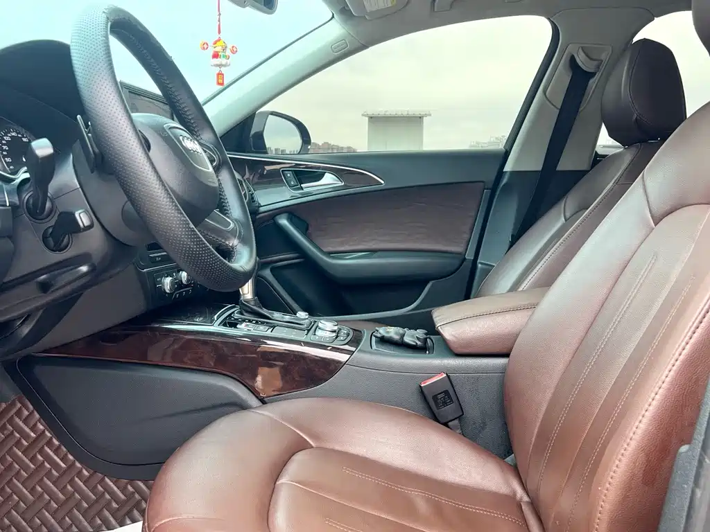 Audi A6L — миниатюра 7