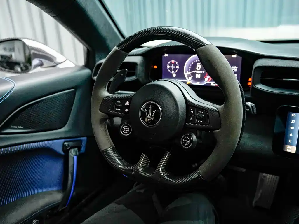 Maserati MC20 — миниатюра 6