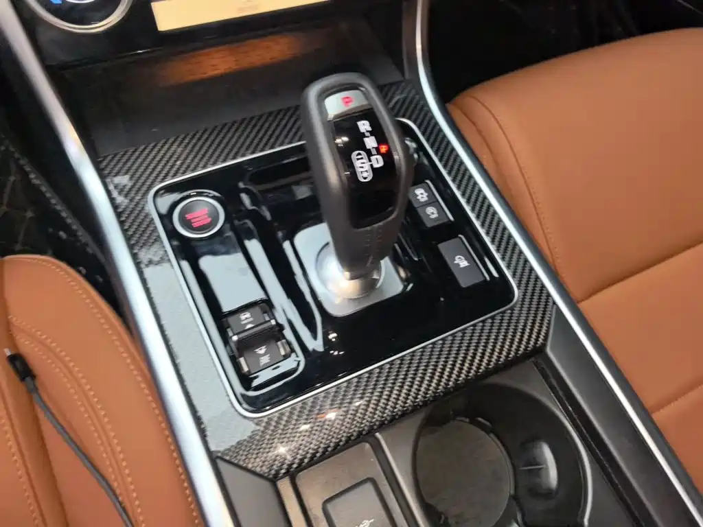 Jaguar XEL — миниатюра 15