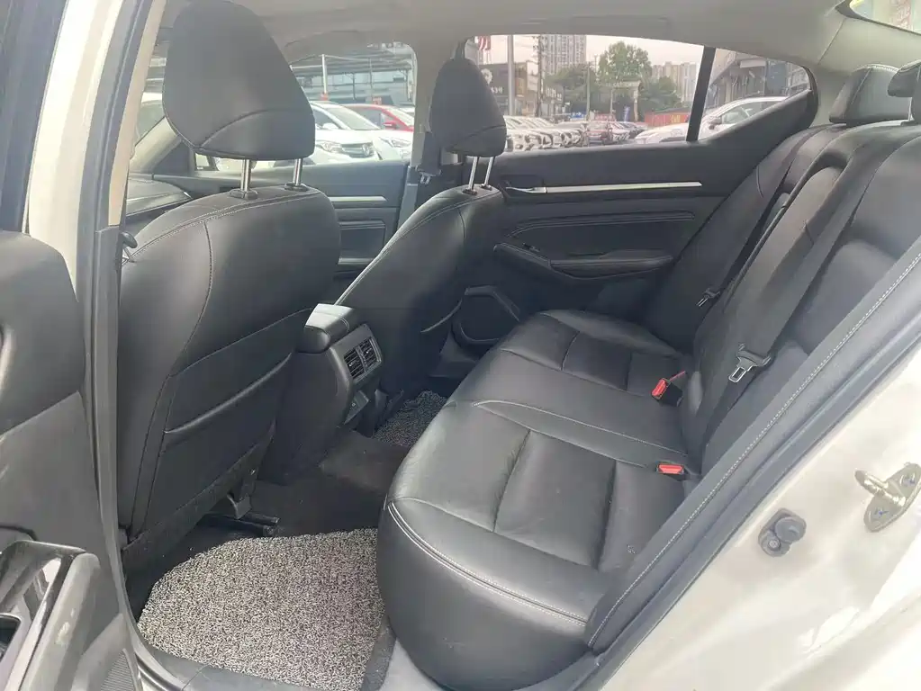 Nissan Teana — миниатюра 9