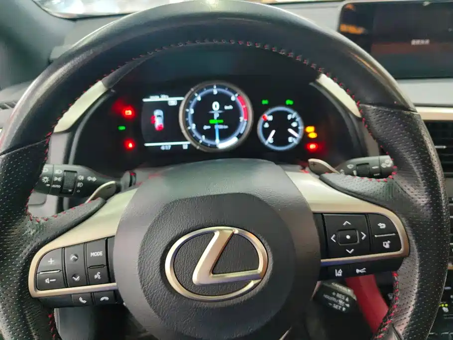 Lexus RX — миниатюра 14
