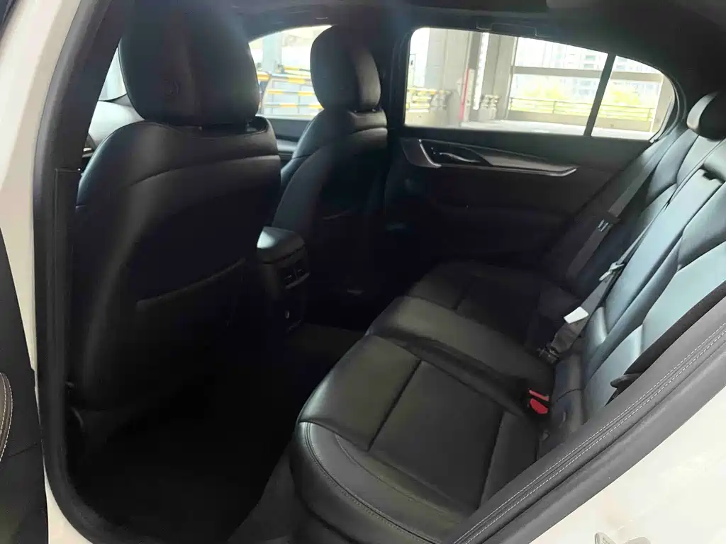 Cadillac CT5 28T Fashion Type, фото 13