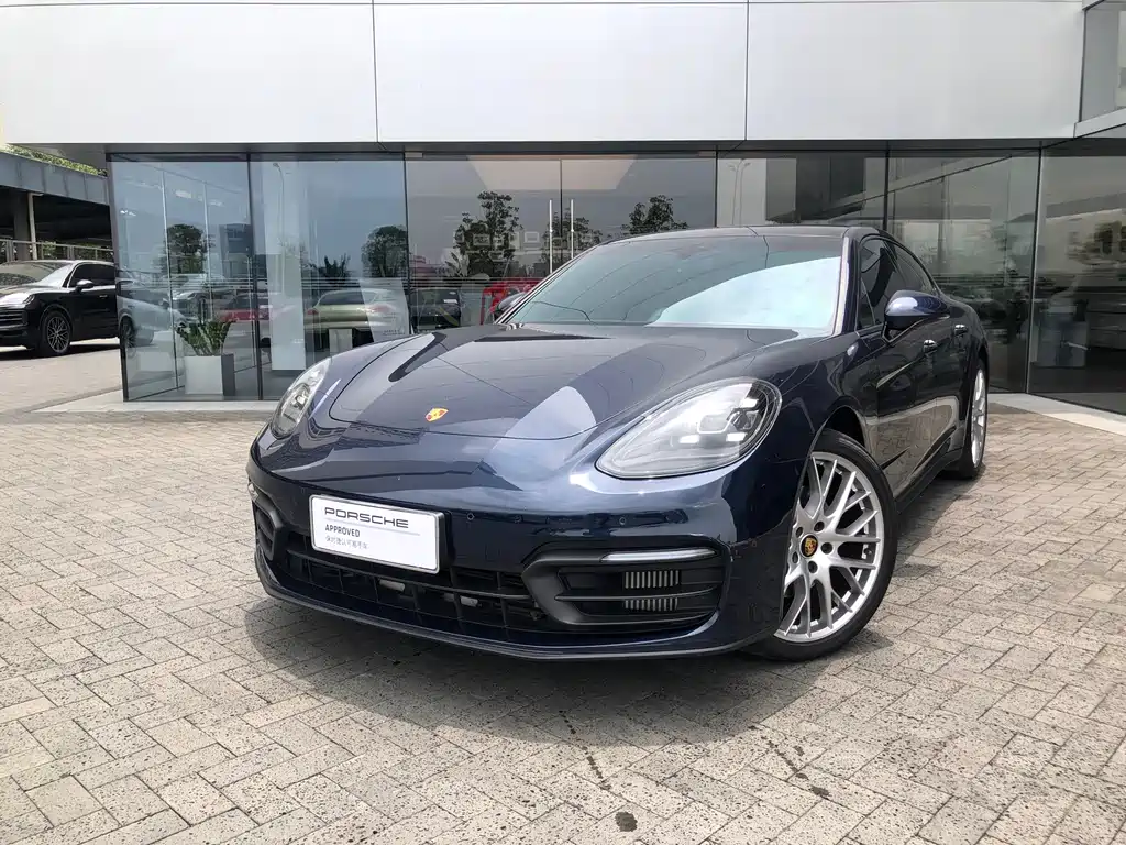 Porsche Panamera 2024