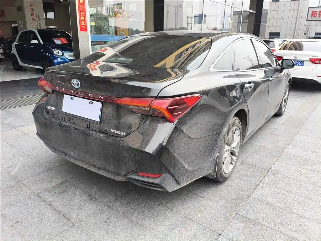 TOYOTA ASIAN DRAGON