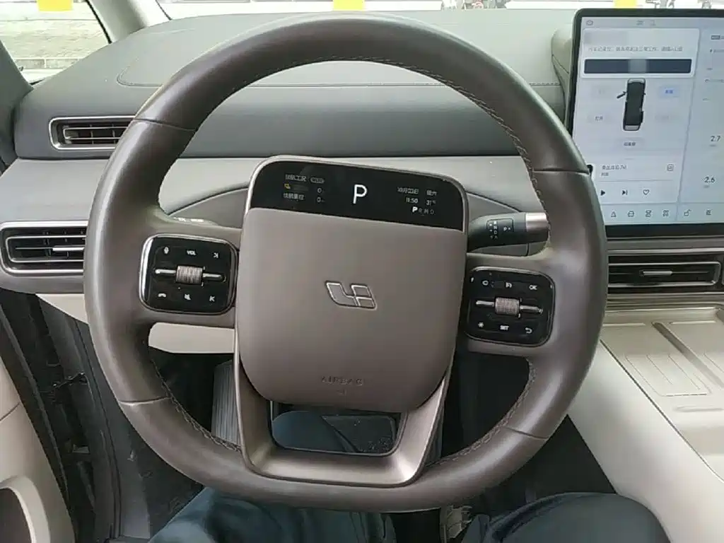 Li Auto Li MEGA — миниатюра 11