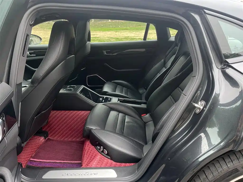 PORSCHE PANAMERA NEW ENERGY