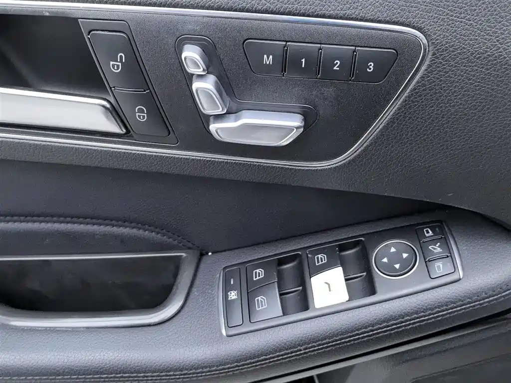 Mercedes-Benz E-Class E 2015 E 260 L Sport