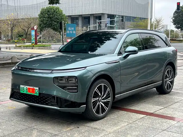2024 Xpeng G9