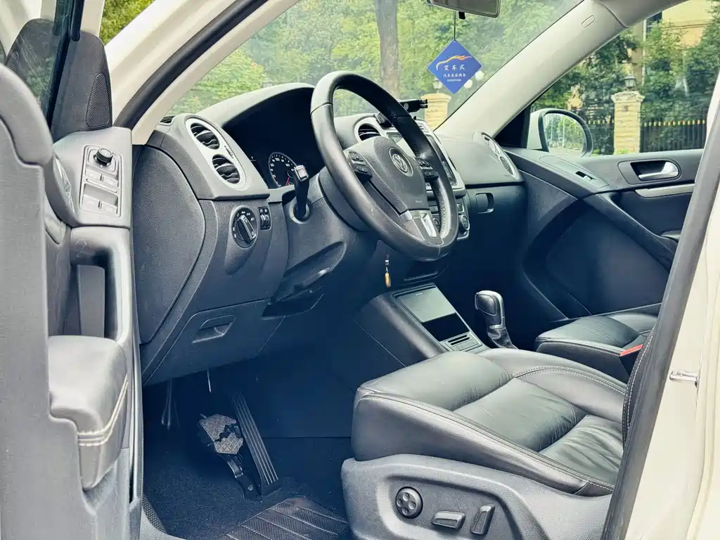 Volkswagen Tiguan — миниатюра 5