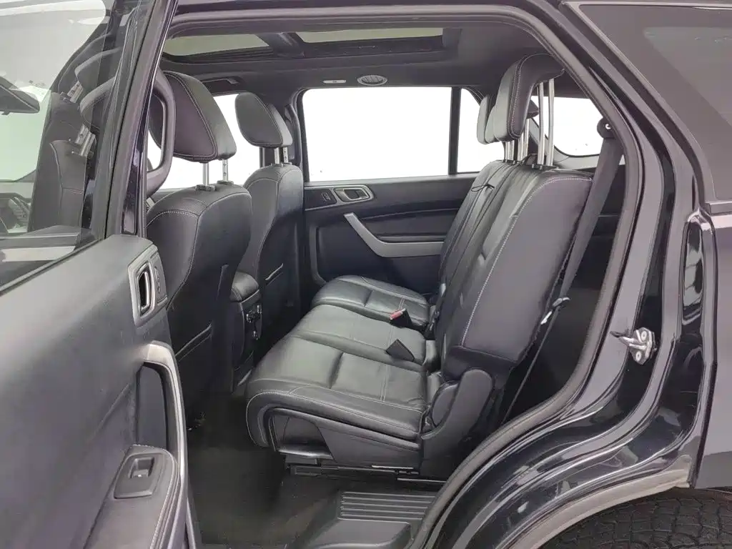 Ford Everest — миниатюра 15