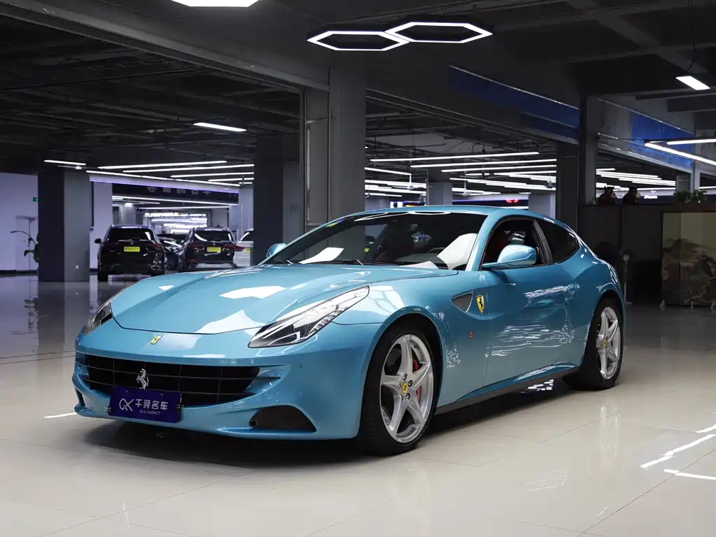 Ferrari FF 2013