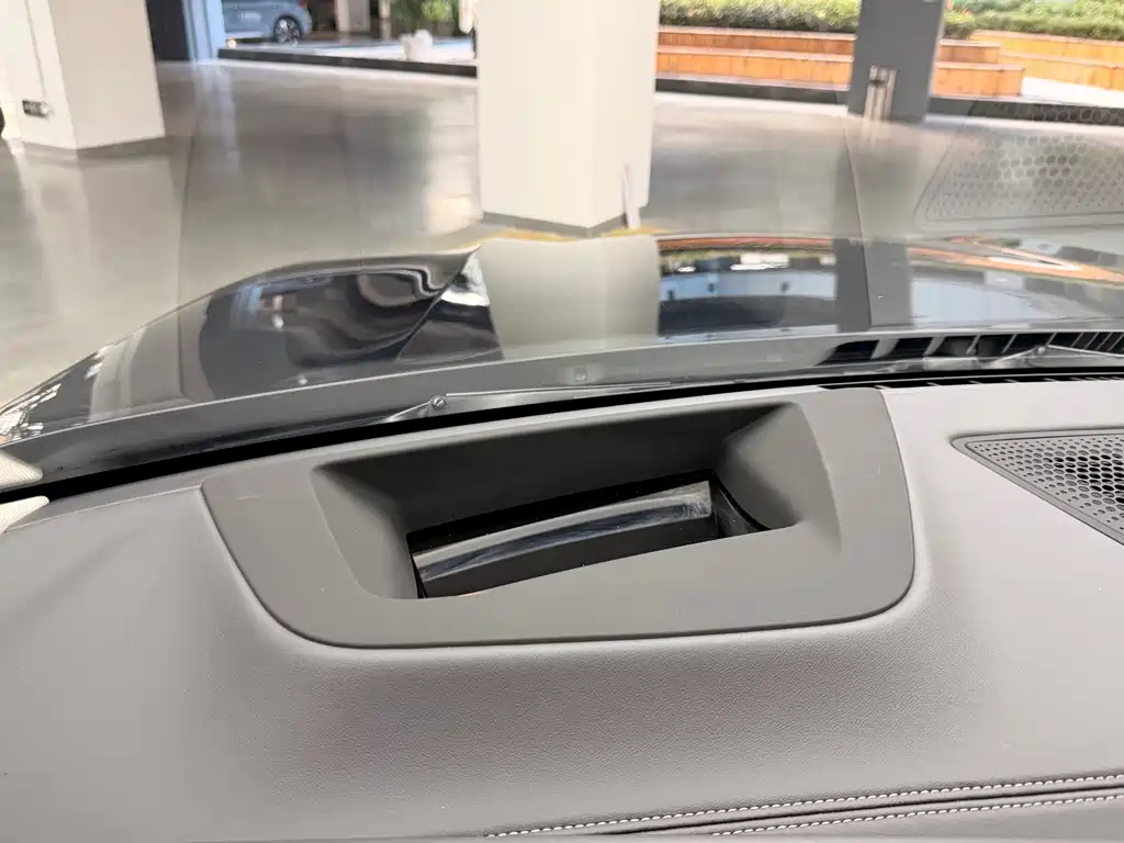 BMW X5 — миниатюра 19