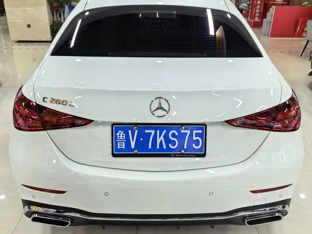 Mercedes-Benz C-Class — миниатюра 14