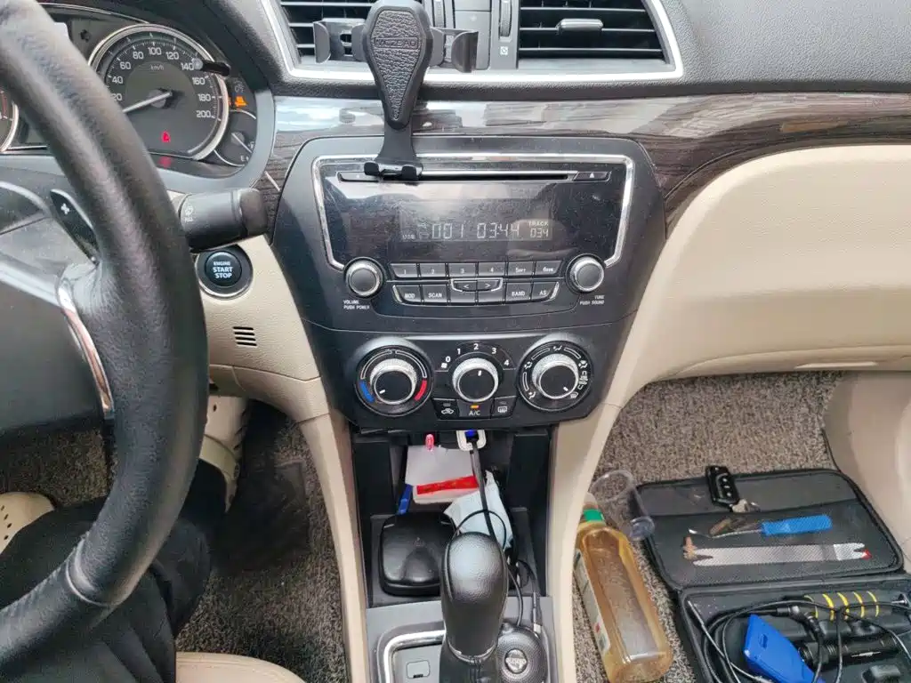 Suzuki Alivio — миниатюра 14