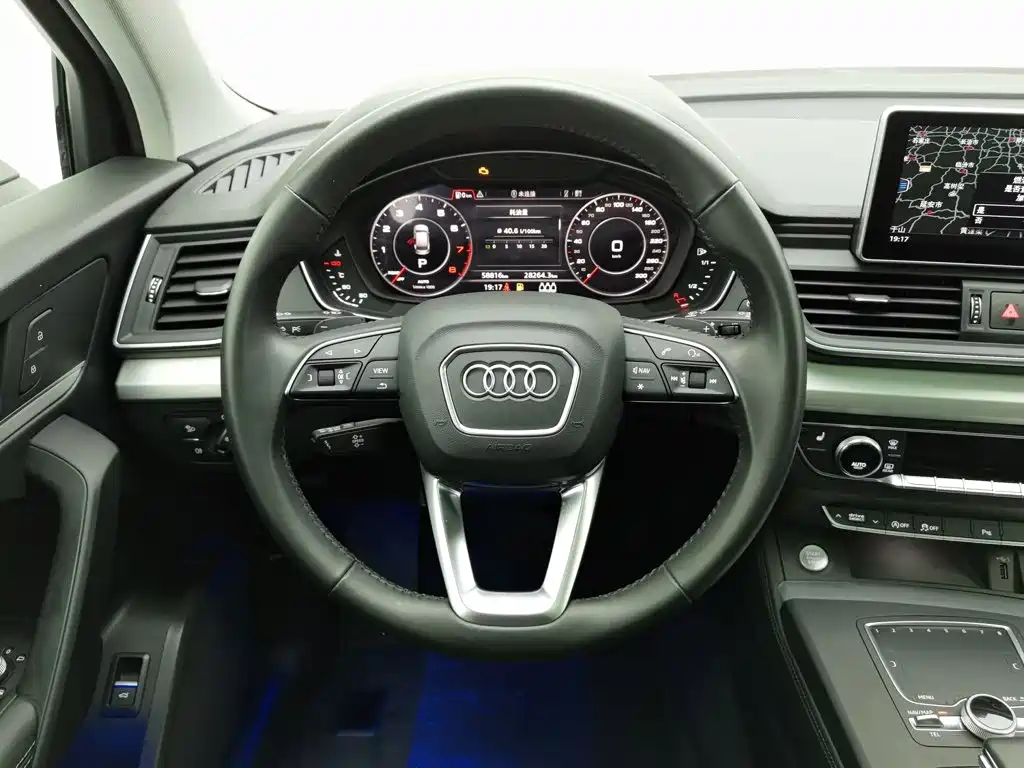 Audi Q5L — миниатюра 11