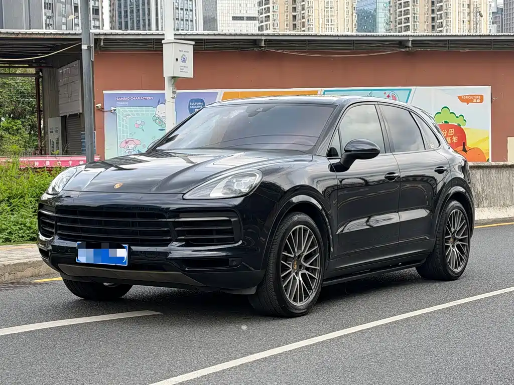 Porsche Cayenne 2021