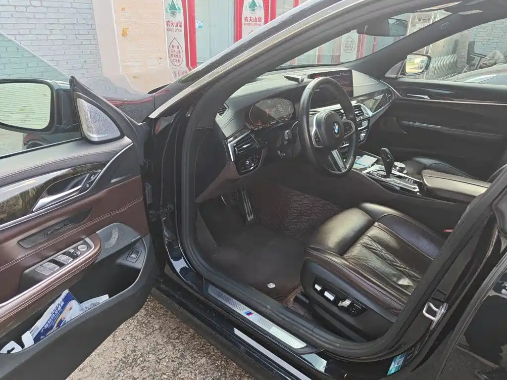 BMW 6 Series GT — миниатюра 17