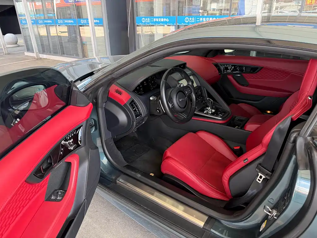 Jaguar F-TYPE — миниатюра 4