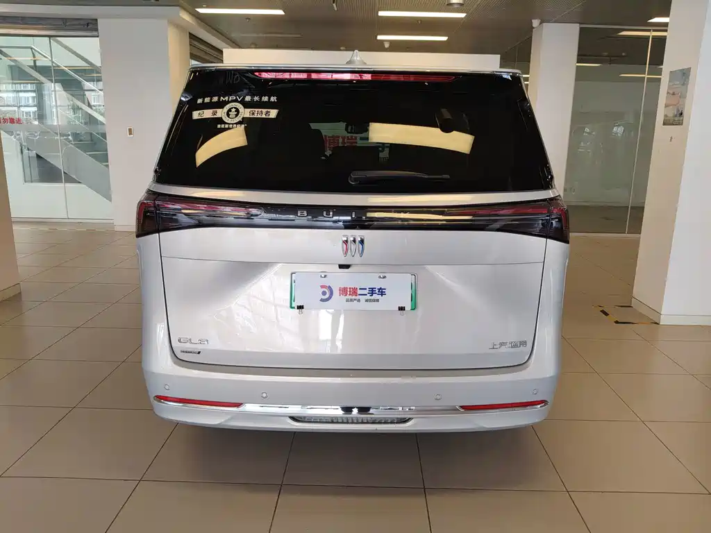 Buick GL8 Hybrid — миниатюра 27