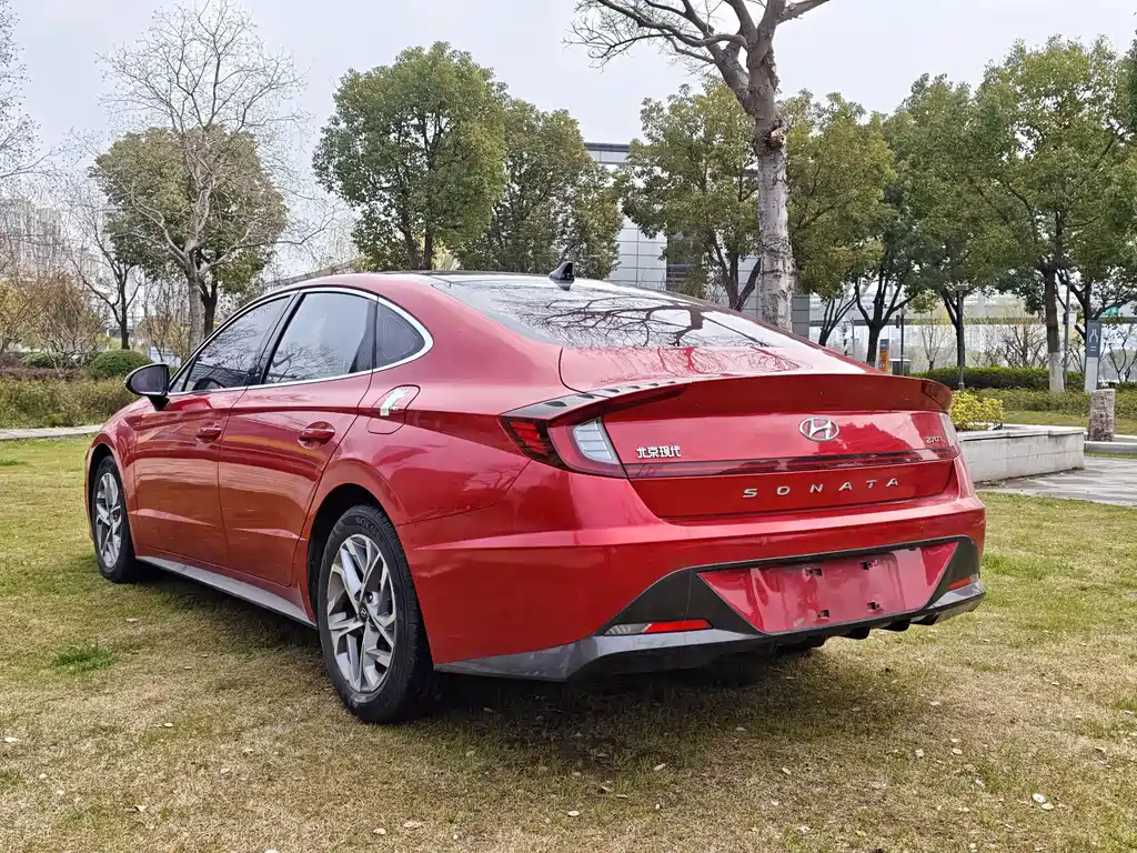 Hyundai Sonata — миниатюра 5