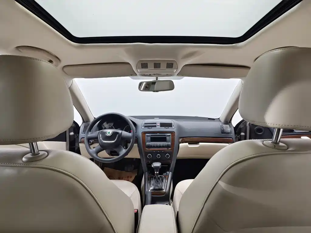 Skoda Octavia — миниатюра 10