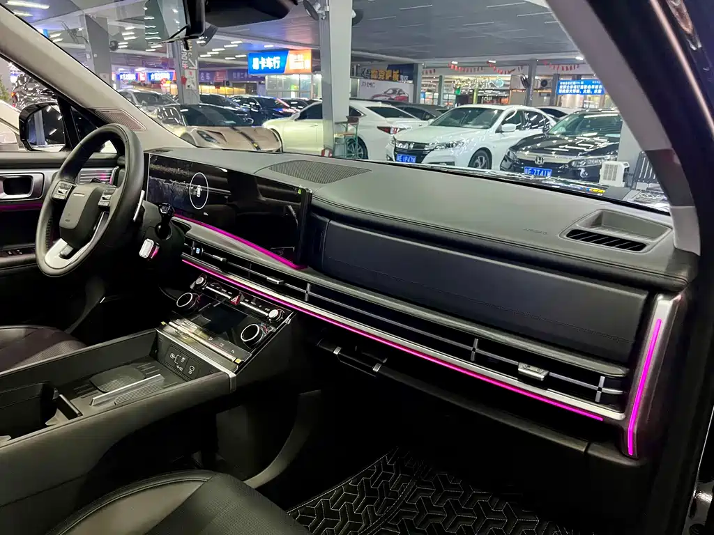 Hyundai Santa Fe — миниатюра 12
