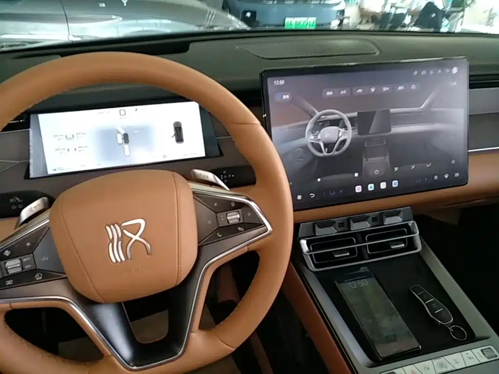 BYD Хань Ли — миниатюра 14