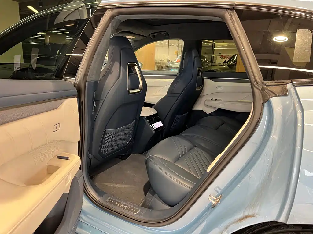 ZEEKR EXTREME KRYPTON 001