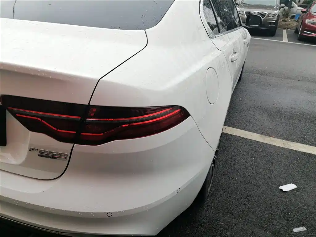 Jaguar XEL — фотографии объявления, Фото 24