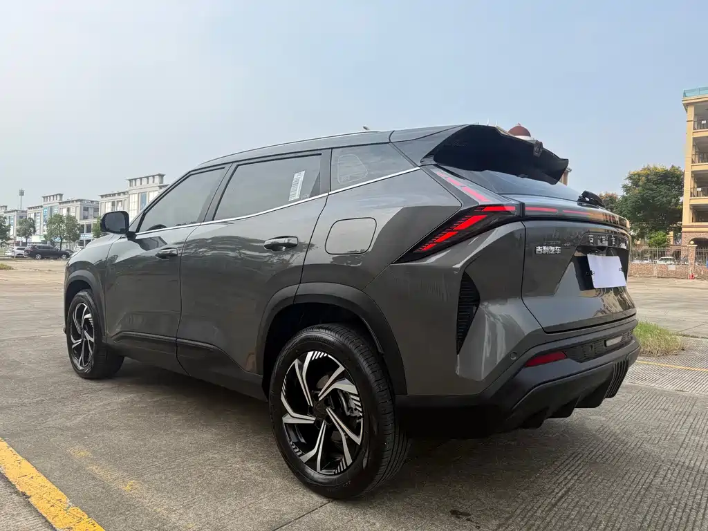 Geely Boyue — миниатюра 8